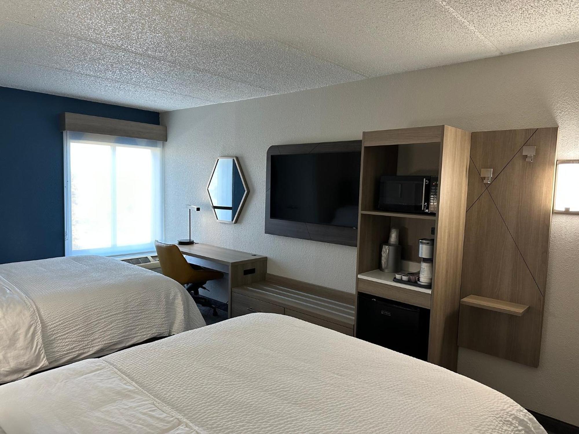 Holiday Inn Express & Suites Eden Prairie - Minneapolis By Ihg מראה חיצוני תמונה