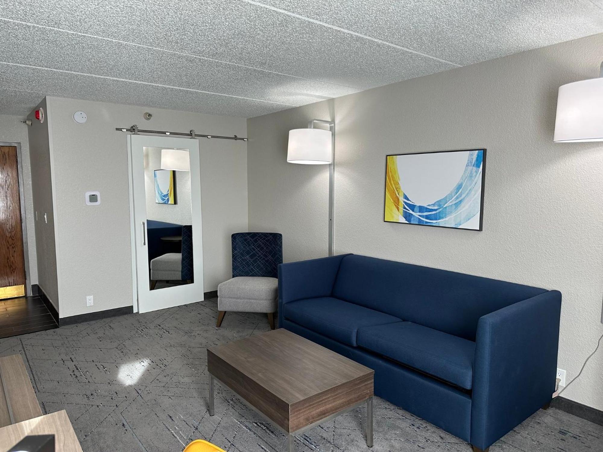 Holiday Inn Express & Suites Eden Prairie - Minneapolis By Ihg מראה חיצוני תמונה