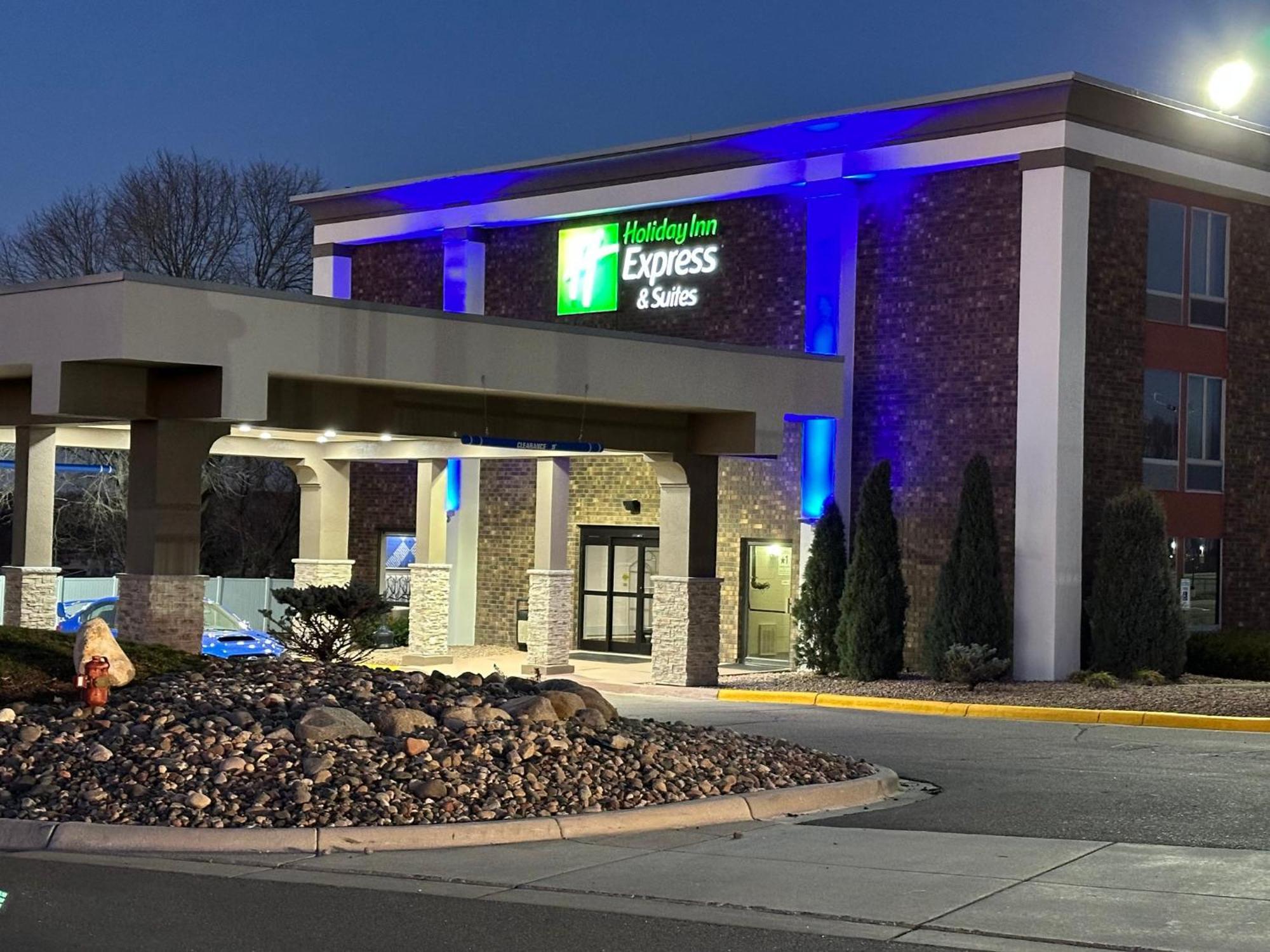 Holiday Inn Express & Suites Eden Prairie - Minneapolis By Ihg מראה חיצוני תמונה